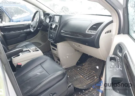 2012 Chrysler Town & Country Touring from USA, damaged, VIN 2C4RC1BG4CR251578